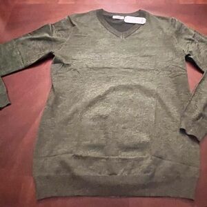 Coofandy Dark Green V-neck Sweater NWT